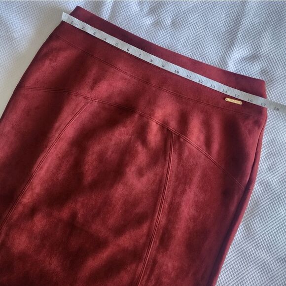 ANDREW MARC faux suede Red Pencil Skirt full control waistband dark Rust Orange - Picture 3 of 10